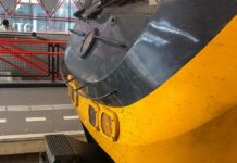 dienstregeling - foto voorzijde trein