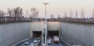 Croonwolter&dros en Ballast Nedam - foto ingang van de Roertunnel in de A73