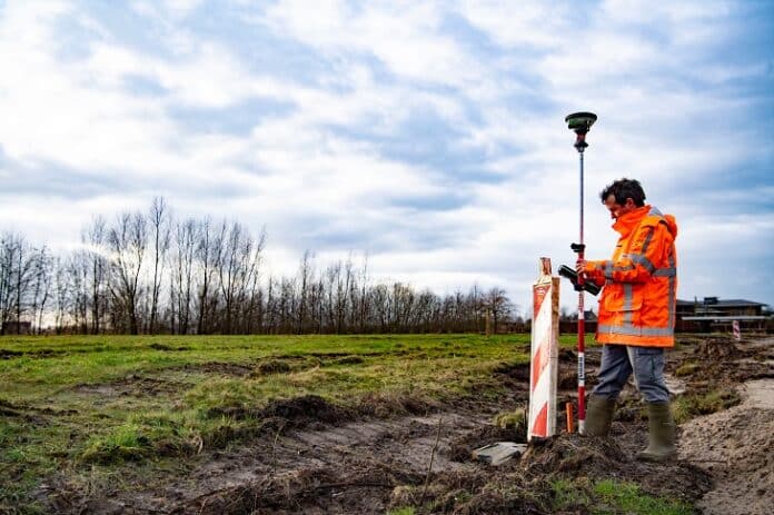 landmeetkundige diensten van Fugro voor het Kadaster
