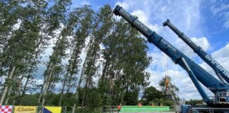 De fietsbrug van cementloos beton in de Nieuwe N69