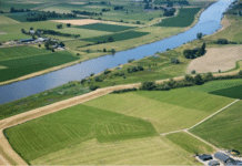 Dijkverlegging Paddenpol, luchtfoto van de IJssel bij Paddenpol