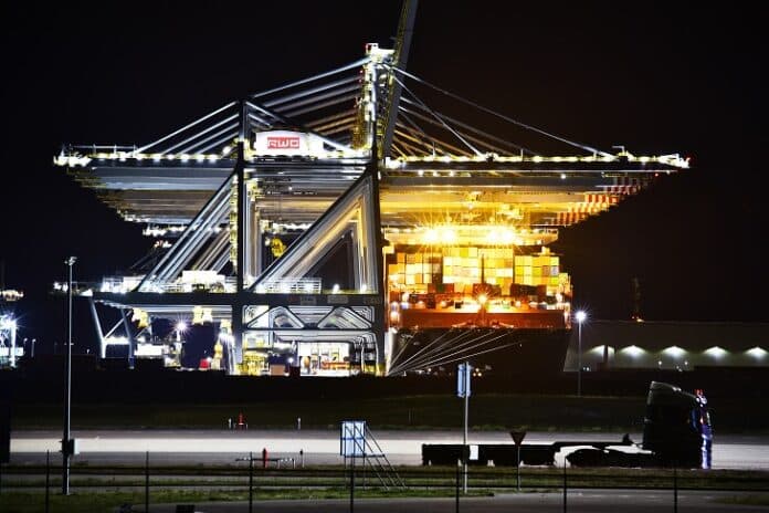 AmmoniaDrive - foto RWG terminal in de Rotterdamse haven