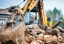 Circulair slopen - foto van kraan op sloopmateriaal