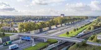 infraprojecten - luchtfoto van de A15 bij Gorinchem