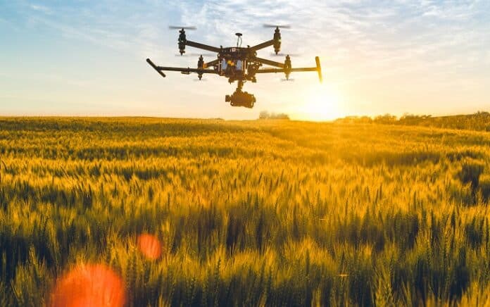 Xpedition New Horizons - drone boven graanakker