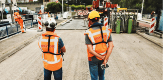Circulair West - foto 2 Griekspoor-werknemers op brug