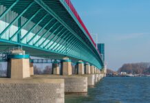 Haringvlietbrug