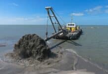 Boskalis - opspuiten van het eerste eiland van de Marker Wadden