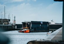 Noordersluis - foto van de binnendeur op transport