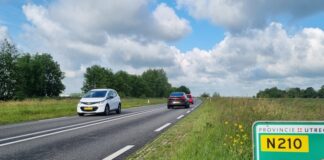 N210 - foto van de provinciale weg
