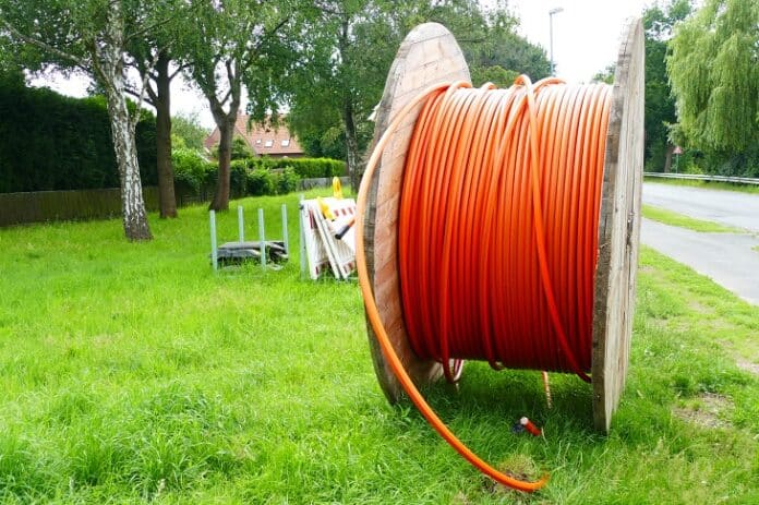 GROND'G: glasvezelkabel op haspel staat klaar voor aanleg