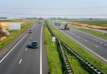 Zeeuwse rijkswegen tweebaansweg