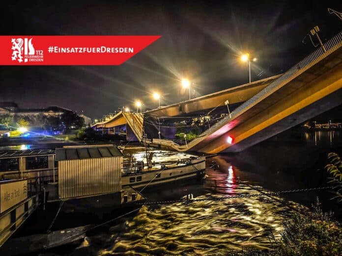 Ingestorte Carolabrucke Dresden