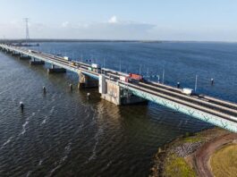 Haringvlietbrug