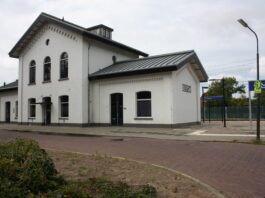 Het rijksmonument wordt inclusief kelder verplaatst. © Sneeuwvlakte